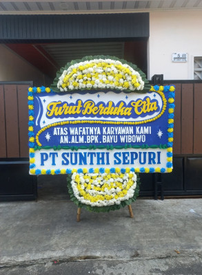 Papan Bunga Duka di Pandean Lamper